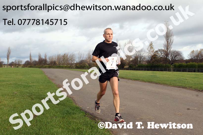 Newcastle Town Moor Marathon. Photo: David T. Hewitson/Sports for All Pics